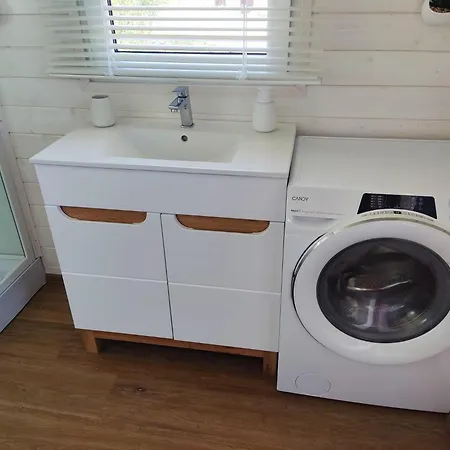 ספינת מלון Houseboat Daisy *